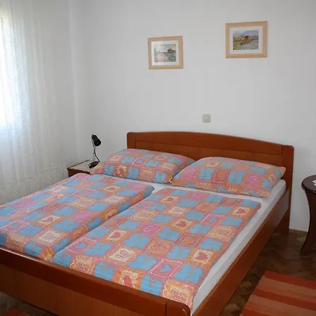Apartment Biskup 